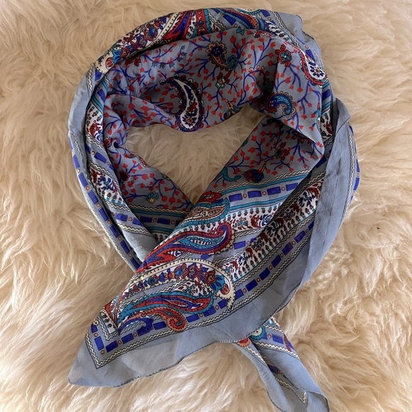 Silk Blue Paisley Vintage 80’s Large Scarf - Picture 2 of 5